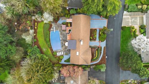 934 88th Ave Ne, Medina, WA, 98039-4831 | Card Image