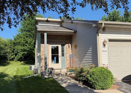 3216 Isaac Lane, OSHKOSH, WI, 54902 | Card Image
