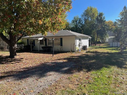 1253 Atkinson Ave, Bloomfield Hills, MI, 48302-0004 | Card Image