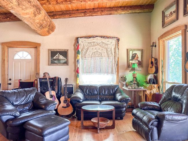 Comfortable Space | Image 14