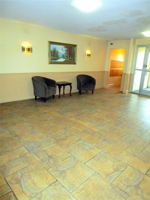 apt-3k-255 Bronx River Rd, Yonkers, NY, 10704-3727 | Card Image