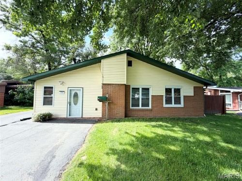 708 Valley Dr, East Alton, IL, 62024-1318 | Card Image