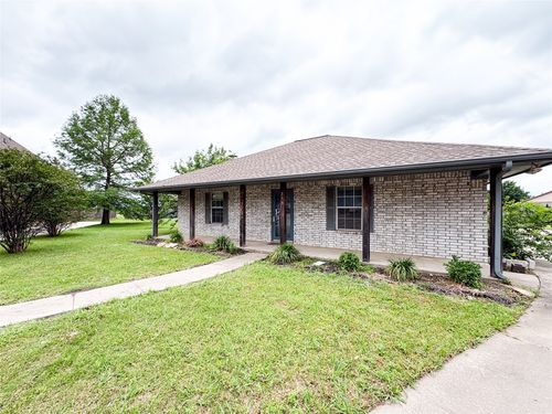 535 S Alabama St, Celina, TX, 75009-6492 | Card Image