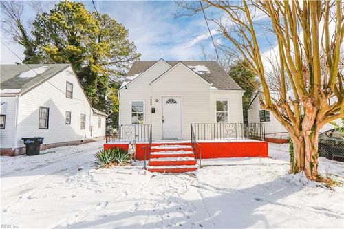 1609 Richmond Ave, Portsmouth, VA, 23704-4439 | Card Image