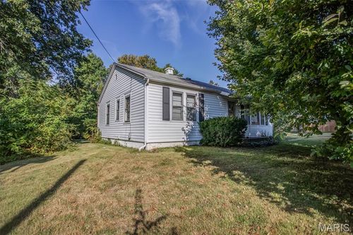 214 Union Hill Rd, Fairview Heights, IL, 62208-2533 | Card Image