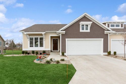 54-3943 Bungalow Path, Saint Joseph, MI, 49085-8748 | Card Image