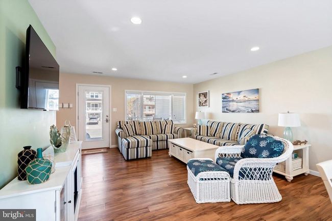 10 W Essex Ave, Home with 3 bedrooms, 3 bathrooms and null parking in Harvey Cedars NJ | Image 14