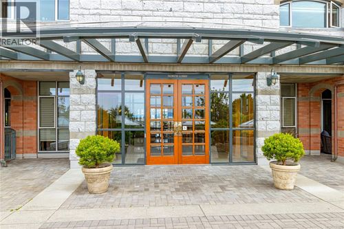 323-21 Dallas Rd, Victoria, BC, V8V4Z9 | Card Image