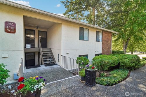 a101-23301 Lakeview Dr, Mountlake Terrace, WA, 98043-2814 | Card Image