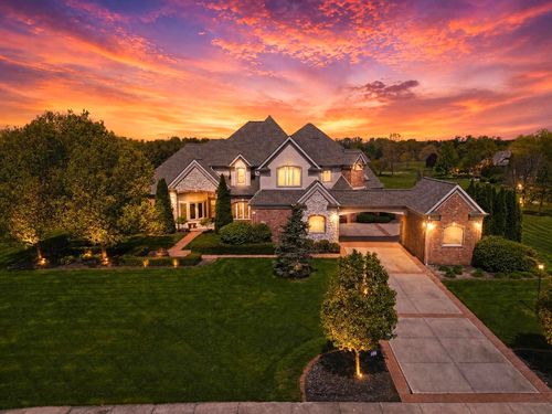 1200 White Hawk Dr, Crown Point, IN, 46307 | Card Image