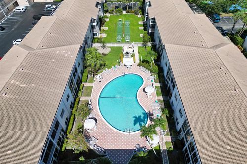 apt-303-1461 S Ocean Blvd, Pompano Beach, FL, 33062-7331 | Card Image