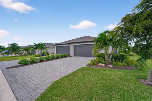 2001 Mackerel St, PORT CHARLOTTE, FL, 33953-5932 | Card Image