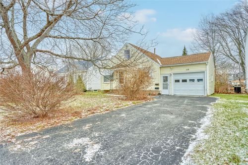 110 Ridgewood Road, Greece, NY, 14626 | Card Image
