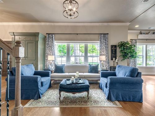 1228 Marlboro Lane, Nichols Hills, OK, 73116 | Card Image