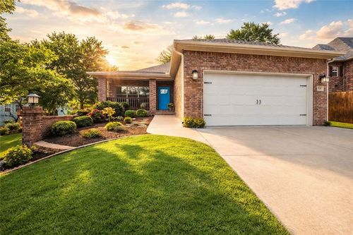 505 Nw J St, Bentonville, AR, 72712-5178 | Card Image