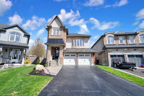 35 Alldread Cres, Newcastle, ON, L1B0C2 | Card Image