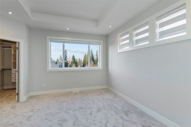10897 Morrisette Pl, House other with 6 bedrooms, 5 bathrooms and 4 parking in Maple Ridge BC | Image 13