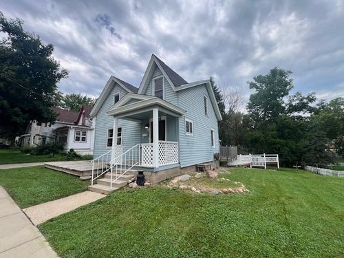 504 2nd St W, Northfield, MN, 55057-1711 | Card Image