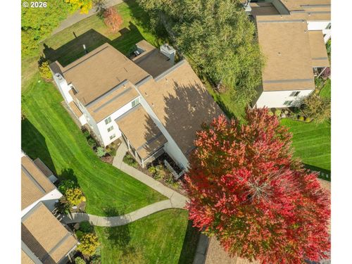 9912 Sw Trapper Ter, Beaverton, OR, 97008-7803 | Card Image