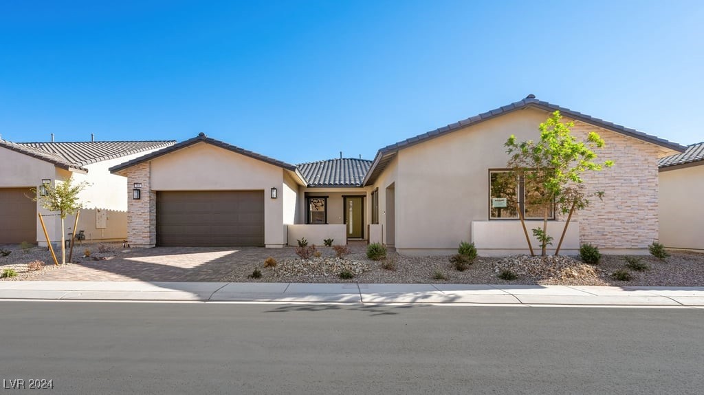 Portus Delphini Ct, Henderson, NV 89011