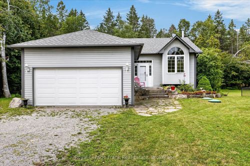 124 Sumcot Dr, Lakehurst, ON, K0L1J0 | Card Image