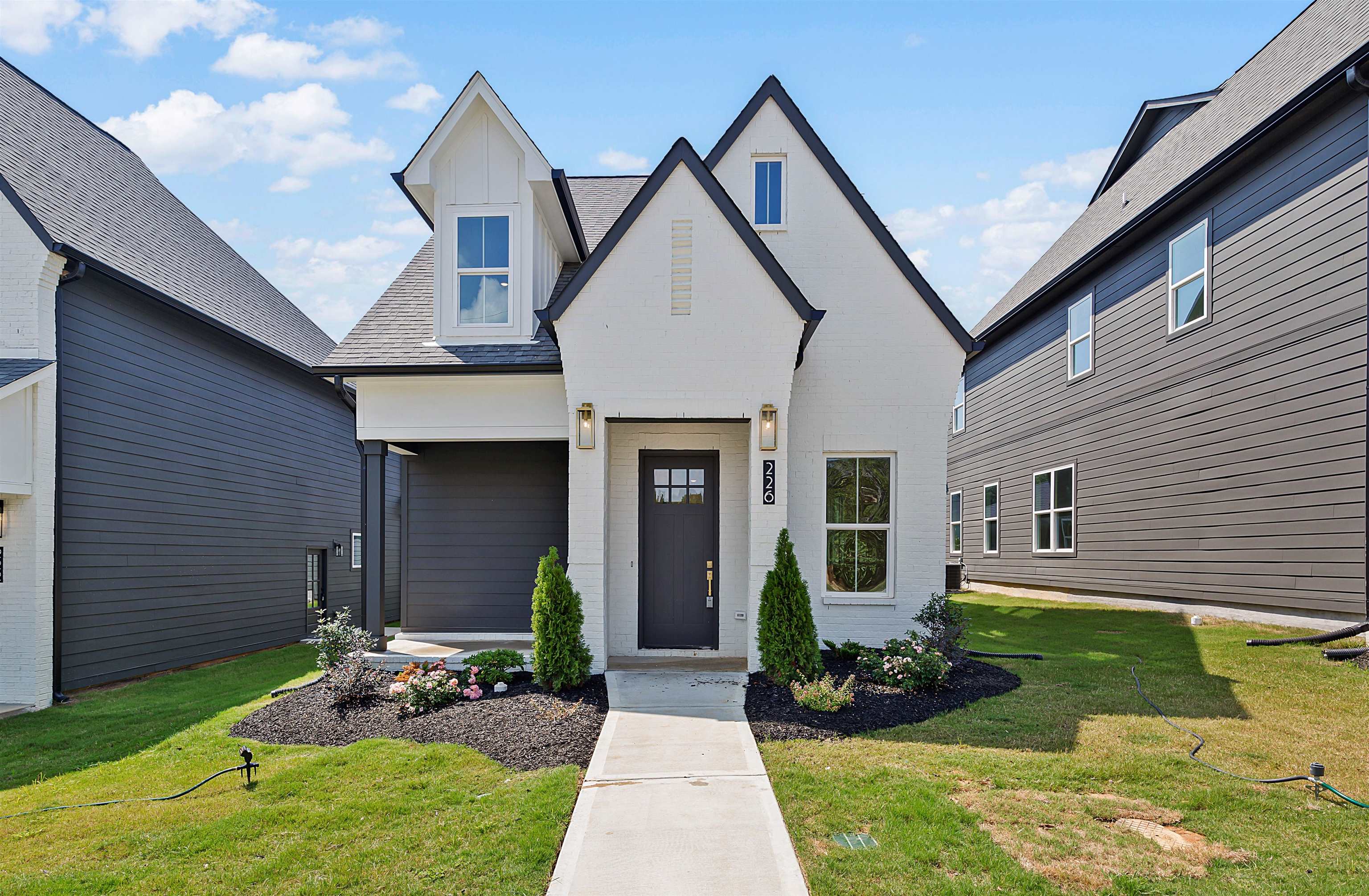 Mccowat St, Jackson, TN 38301