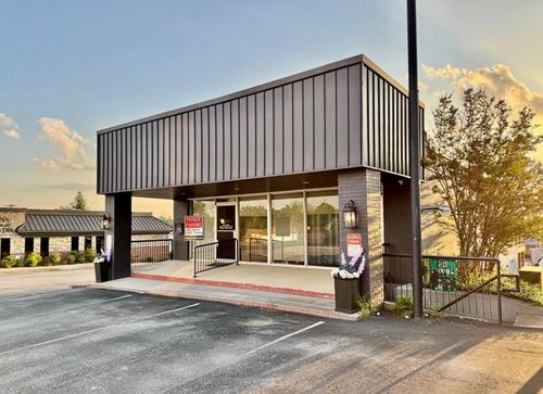 107 S Washington Ave, Cookeville, TN, 38501-3519 | Card Image