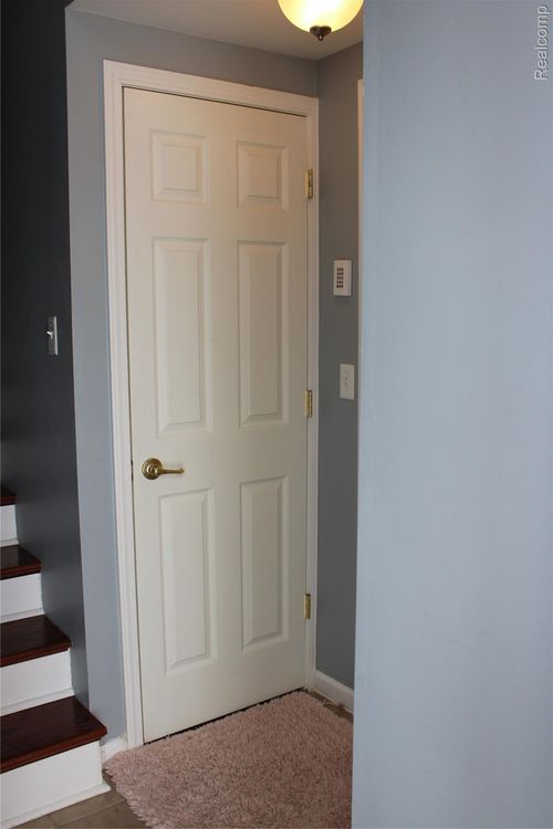 25-52133 Naugatuck Dr, Macomb, MI, 48042-3843 | Card Image