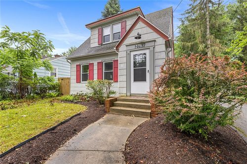 37 Hartfeld Dr, Rochester, NY, 14625-1707 | Card Image