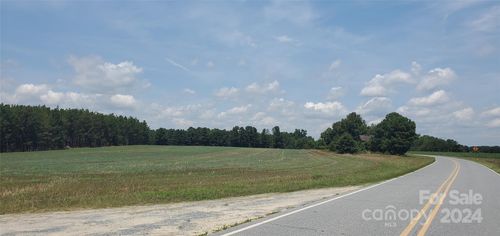 571 Farmers Market Rd, Biscoe, NC, 27209-9550 | Card Image