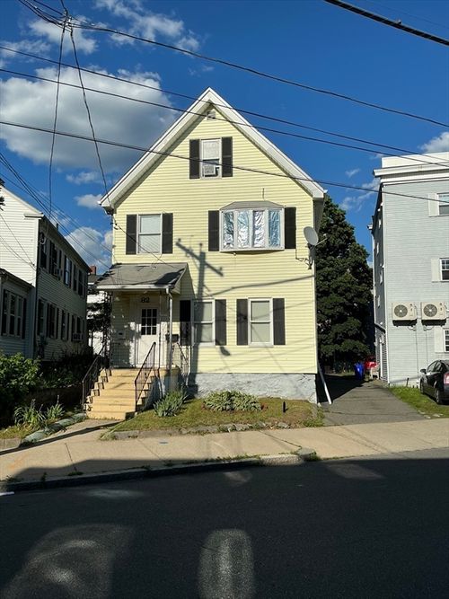 82 West St, Malden, MA, 02148-5341 | Card Image