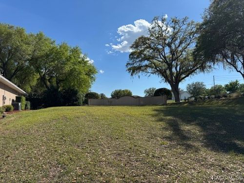 604 W Raymond Path, Beverly Hills, FL, 34465-8753 | Card Image