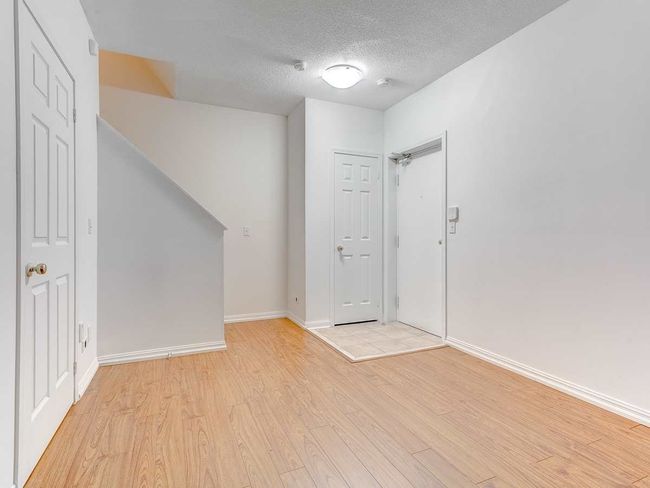 UNIT-8 - 4 Cox Blvd, Condo with 3 bedrooms, 3 bathrooms and 2 parking in Markham ON | Image 11