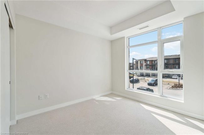 208 - 600 N Service Rd, House attached with 2 bedrooms, 1 bathrooms and 1 parking in Stoney Creek ON | Image 12