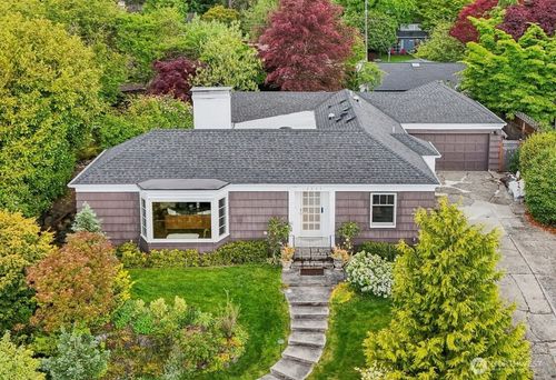 16255 38th Avenue Ne, Lake Forest Park, WA, 98155 | Card Image