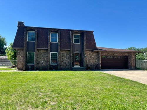 107 Hilltop St, Colona, IL, 61241-8819 | Card Image