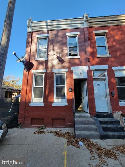 813 W Birch St, PHILADELPHIA, PA, 19133-2031 | Card Image