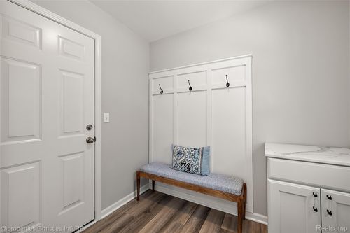 224 Sean St, Brighton, MI, 48116-3508 | Card Image