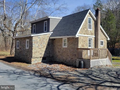 207 Tourist Park Road, HALIFAX, PA, 17032 | Card Image