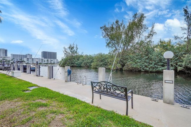 APT-401D - 2860 Ne 14 Th Street Cswy, Condo with 2 bedrooms, 2 bathrooms and null parking in Pompano Beach FL | Image 43