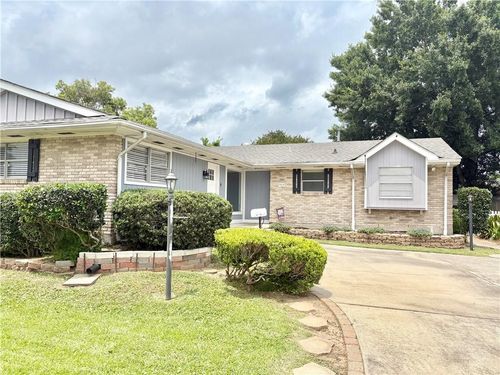 7013 Wilty St, Metairie, LA, 70003-3121 | Card Image