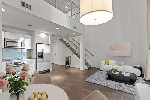 apt-1006-1050 Brickell Ave, Miami, FL, 33131-3905 | Card Image