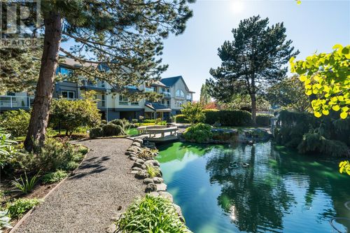 220-2245 James White Blvd, Sidney, BC, V8L1Z5 | Card Image