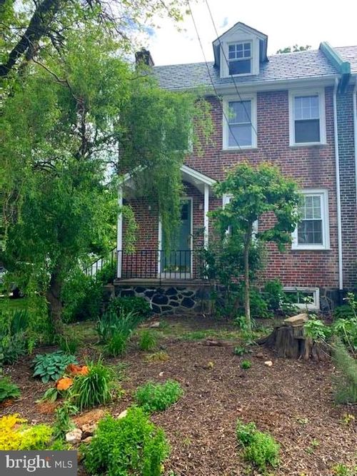 904 Mccabe Ave, WILMINGTON, DE, 19802-3330 | Card Image