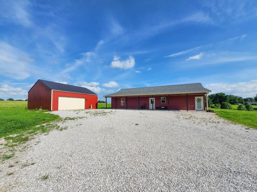 3592 County Road 1450, MOBERLY, MO, 65270 | Card Image