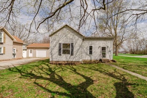 332 Krotzer Ave, Luckey, OH, 43443-9753 | Card Image