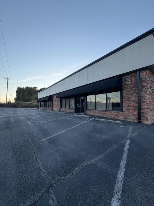 2919 E Walnut Ave, Dalton, GA, 30721-8720 | Card Image
