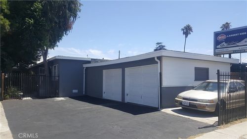 8014 S Western, Los Angeles, CA, 90047 | Card Image