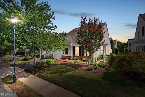 44444 Oakmont Manor Sq, ASHBURN, VA, 20147-3824 | Card Image