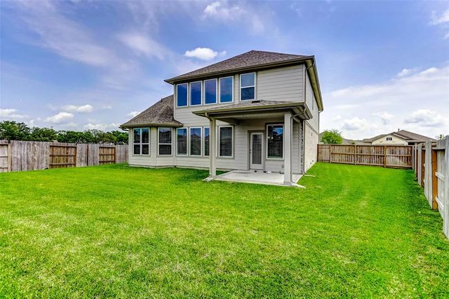 4910 Magnolia Springs Dr, House other with 4 bedrooms, 4 bathrooms and 2 parking in Pearland TX | Image 39